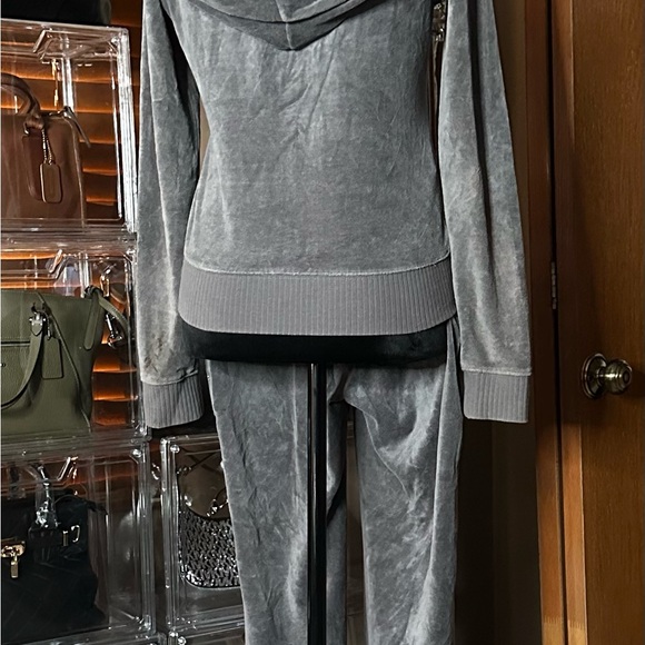 Plush & Lush Grey Sparkly Leisure Set - Picture 6 of 10